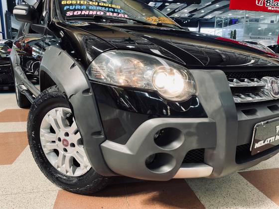 FIAT STRADA 1.8 MPI ADVENTURE CD 16V FLEX 2P MANUAL FIAT STRADA 1.8 MPI ADVENTURE CD 16V FLEX 2P MANUAL